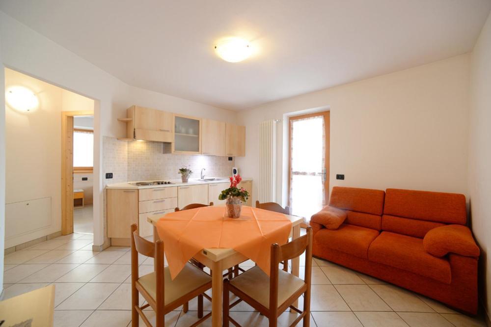 Residence Al Pescatore Caldes Exterior foto