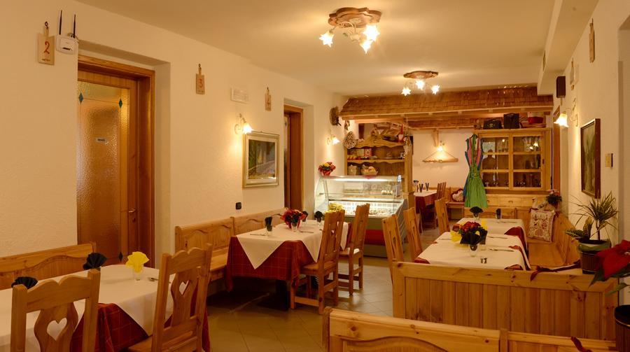 Residence Al Pescatore Caldes Exterior foto